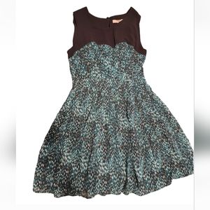 Forever 21 heart shape dress...